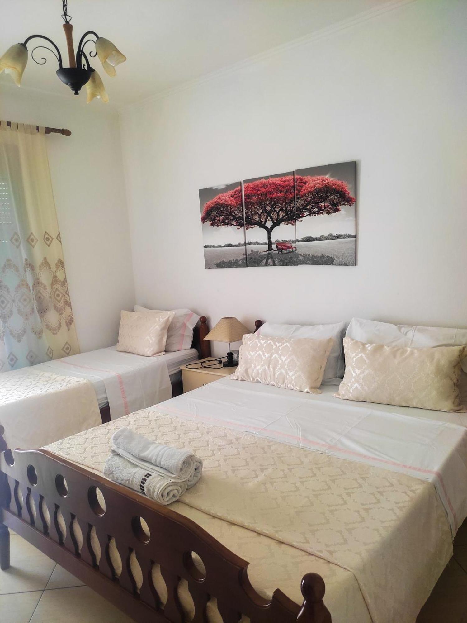 Vila Cikaj Hotel Durrës Buitenkant foto